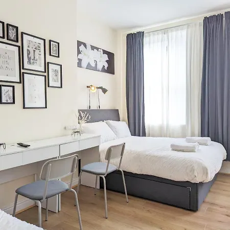 Guest Rooms In Anfiled Near Stadium, Free Parking Liverpool Exterior photo