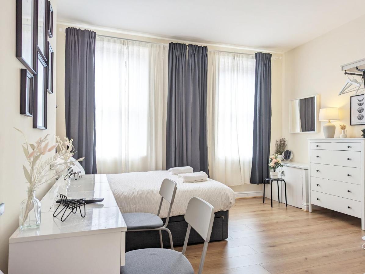 Guest In Anfiled Near Stadium, Free Parking Holiday home Liverpool